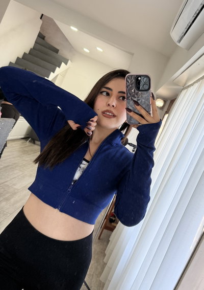 Campera crop morley elastizado con dedal | azul 
