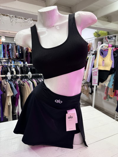 Top con tazas escote cuadrado | negro 