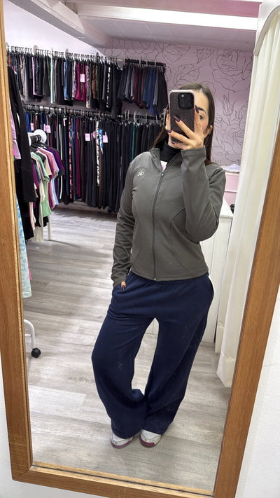 Jogging frizado sin puño | marino 