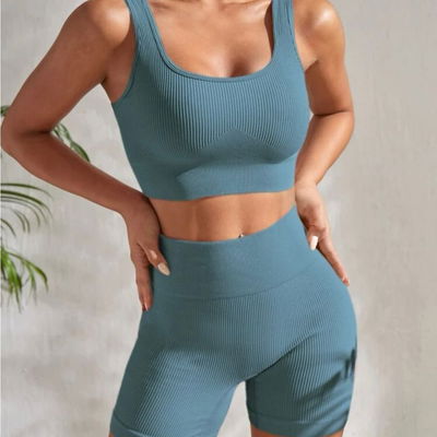💫 Conjunto DLIRIO Original – Short con frunce + Top con tazas 🍑