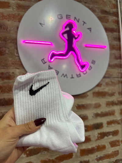 🏋️‍♀️ Medias Deportivas Altas – Varios Diseños - Nike🏋️‍♀️
