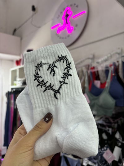 🏋️‍♀️ Medias Deportivas Altas – Varios Diseños - Karol G 🏋️‍♀️