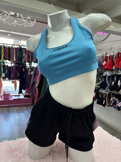 Top BIGFINE espalda cruzada | celeste🩵