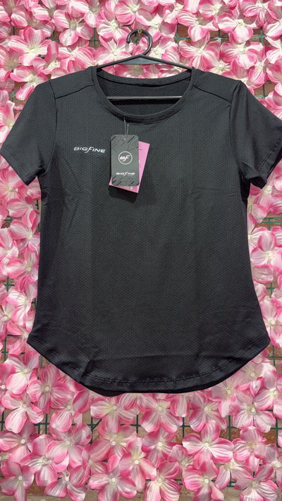 Remera BIGFINE negra clásica- talles 1/2/3/4