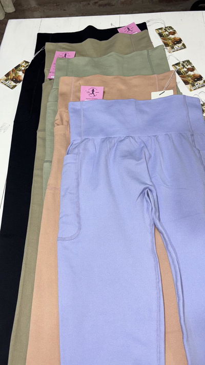 🍑 CALZA SEAMLESS IMPORTADA CON FRUNCE Y BOLSILLO - lisas talles S/M/L