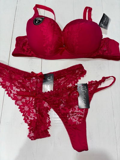 💘 CONJUNTO "CAPICUA" x3 piezas / Corpiño + 2 Colaless = Puro Fuego 🔥