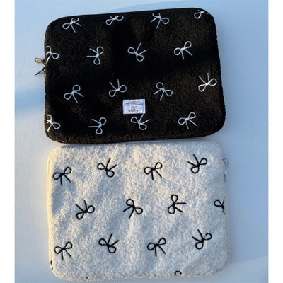 Funda Notebook Bow