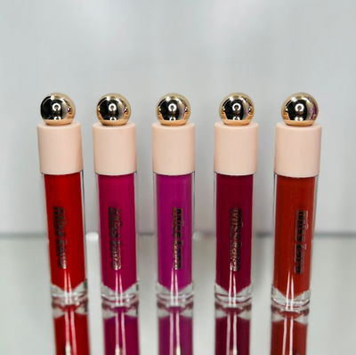 Labial✨- Miss Lara