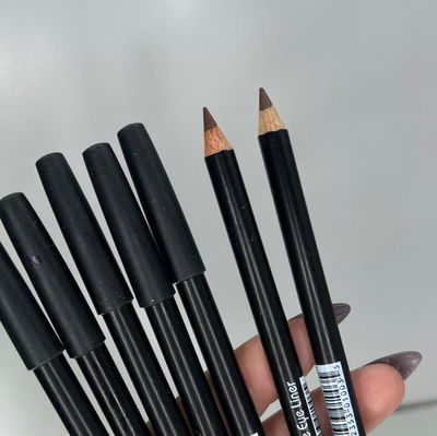 Lapiz marron para labios✨