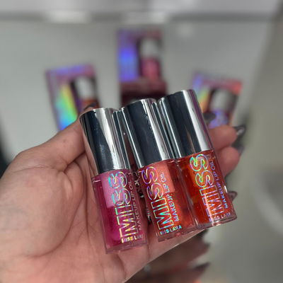 Lip Gloss✨- Miss Lara