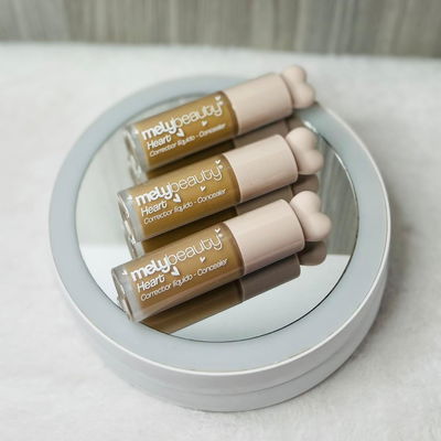 Corrector✨- Mely