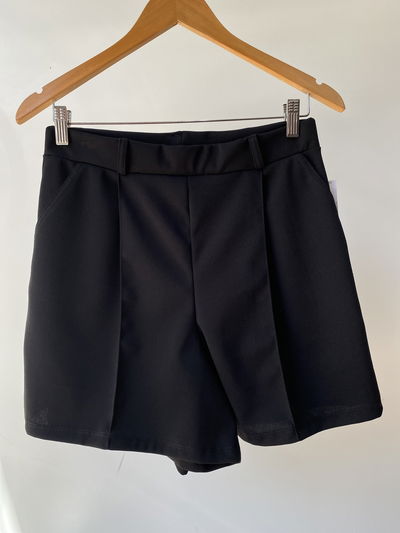 Short Dani