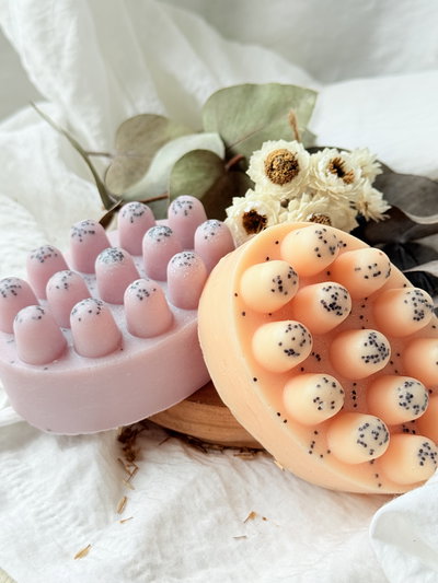 jabón masajeador almendras con semillas de amapola