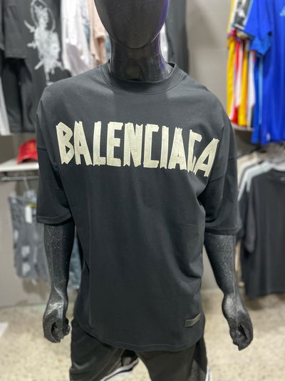 Remera Balenciaga