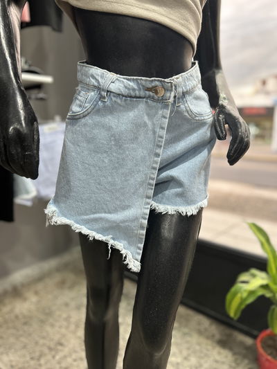 Short Pollera Cruzada