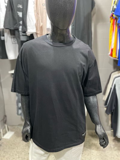 Remera Negra Lisa Over