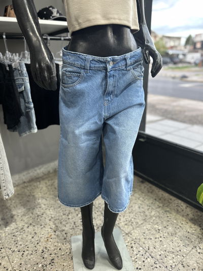 Bermuda Jean