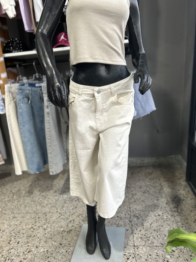Bermuda Blanca