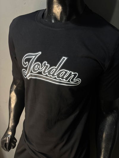Remera Jordan Cursiva