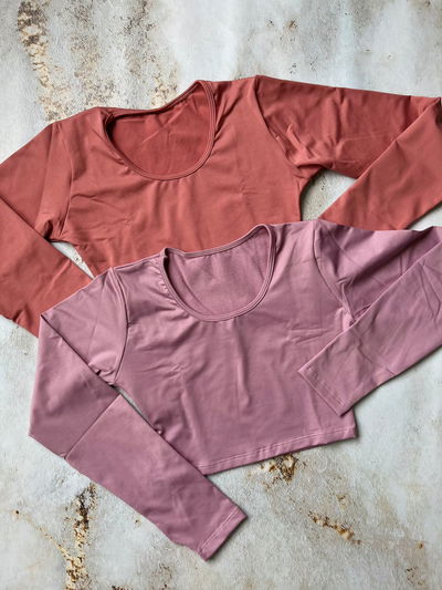 CROP TOP CAMISETA
