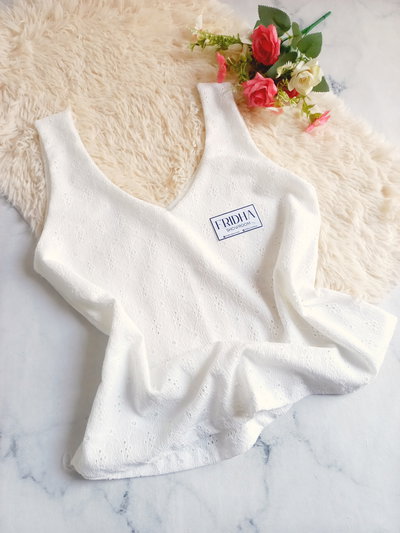 •Musculosa CAREY - blanco