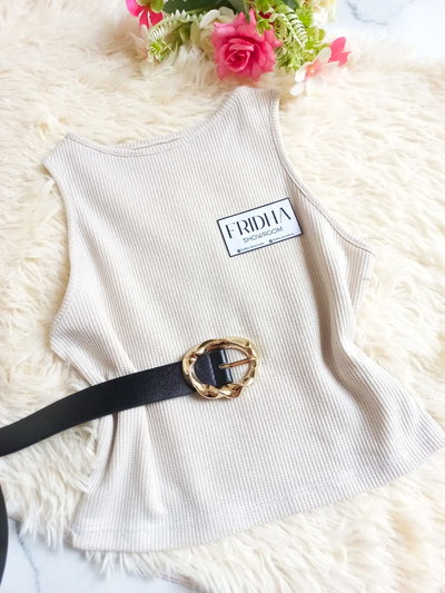 •Top GIO GLAM