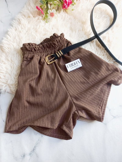 •Short LIZZIE - chocolate