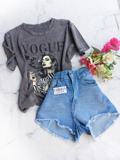 Remera Batik VOGUE