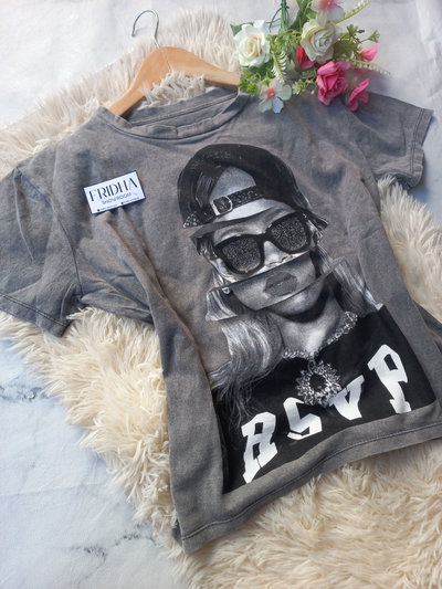 Remera Batik RIHANNA
