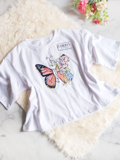 Remera ESTAMPADA | Mariposa