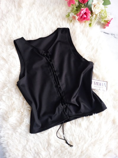 *Top BLACK
