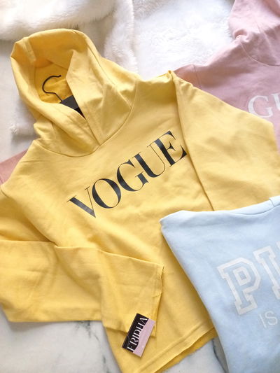 Buzo VOGUE | amarillo