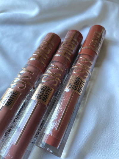 Lip gloss sky high