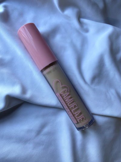 Corrector camuflaje
