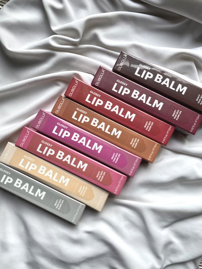 Lip balm glossy