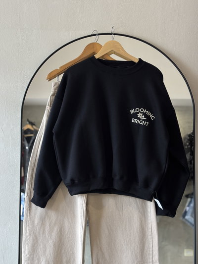Buzo BLOOMING (NEGRO)