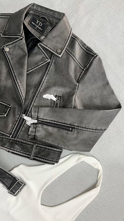 Chaqueta ecocuero ZARA (Gris vintage)