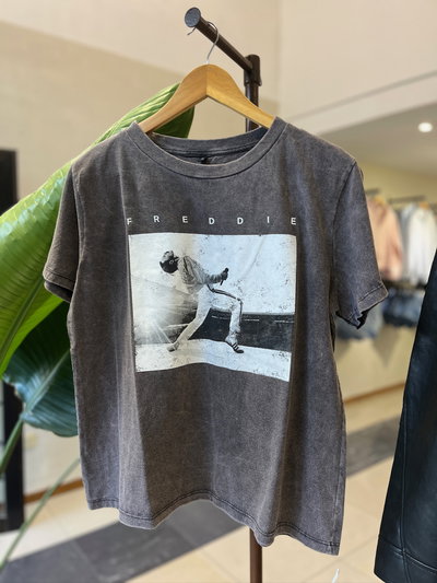 Remera FREDDIE