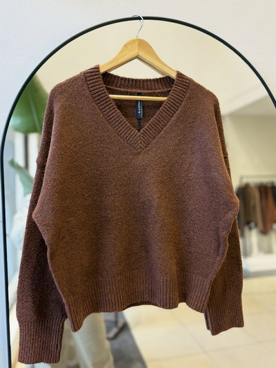 Sweater Essential 2 (4 colores)
