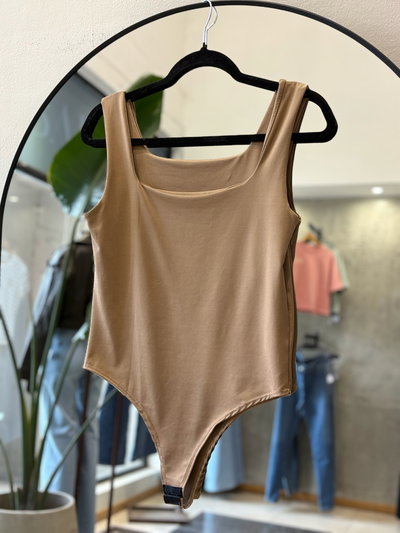 Body Leila 