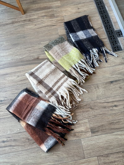 Bufandon nube a cuadros