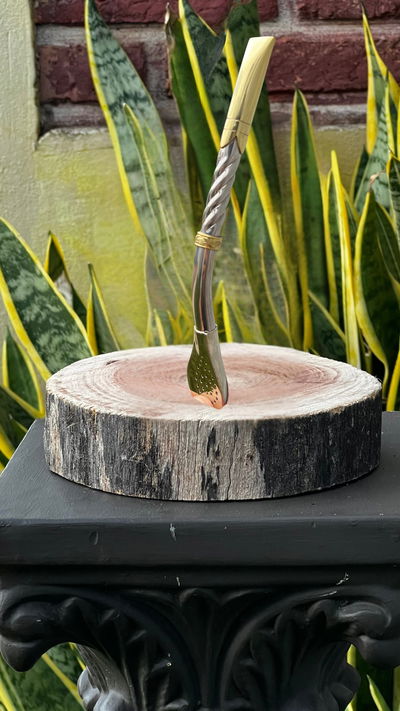 BOMBILLÓN DE ALPACA Y BRONCE PICO DE REY