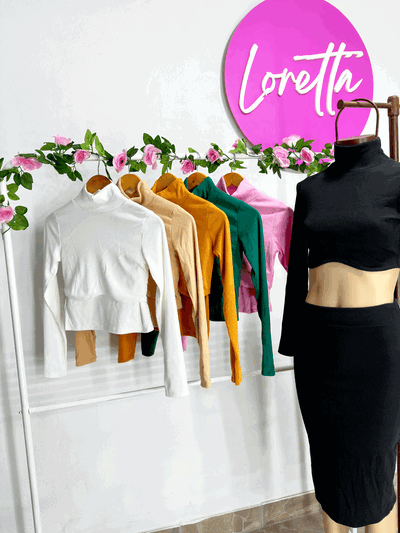 Conjunto Top Con Cuello y Pollera Con Tajo