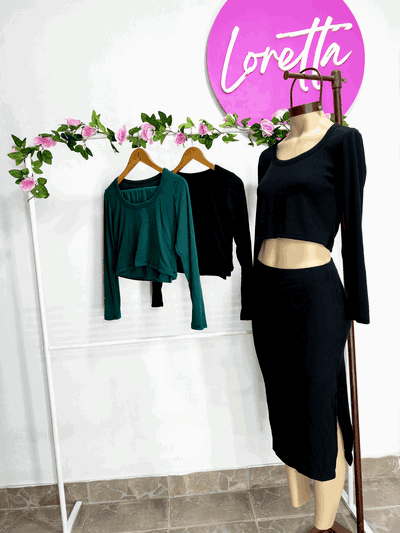 Conjunto Top y Pollera Con Tajo