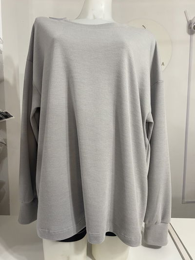 Sweatter gris amplio 