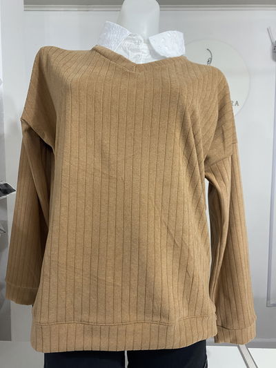 Sweatter darlon con camisa incorporada talle 4 marron