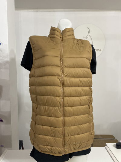 Chaleco plumas talle S/M