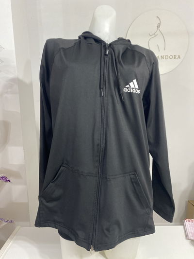 Campera deportiva talle 3/4/5/6