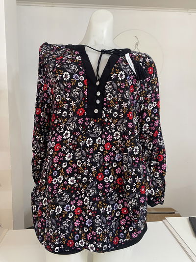Remera estampada flores 