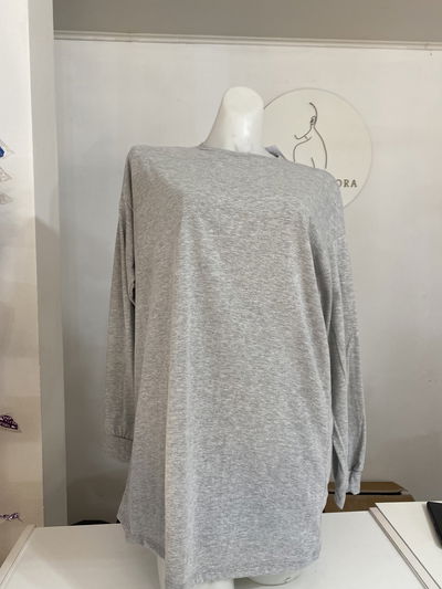 Remera algodon larga gris
